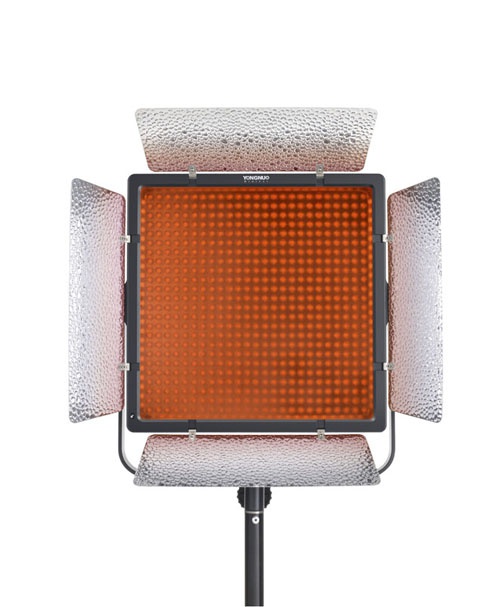 YN860 ILUMINADOR LED
