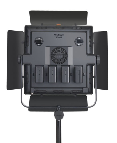YN860 ILUMINADOR LED